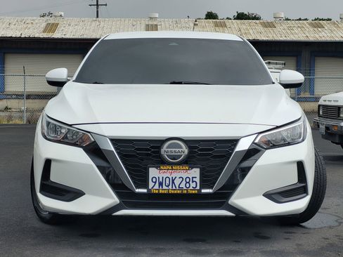 Certified 2021 Nissan Sentra SV image 2