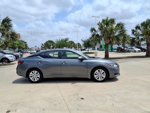 Used 2022 Nissan Sentra S FWD image 6