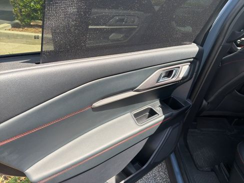 Used 2025 Ford Explorer ST RWD image 14