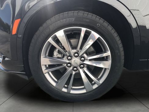 Certified 2025 Cadillac XT6 Premium Luxury image 2