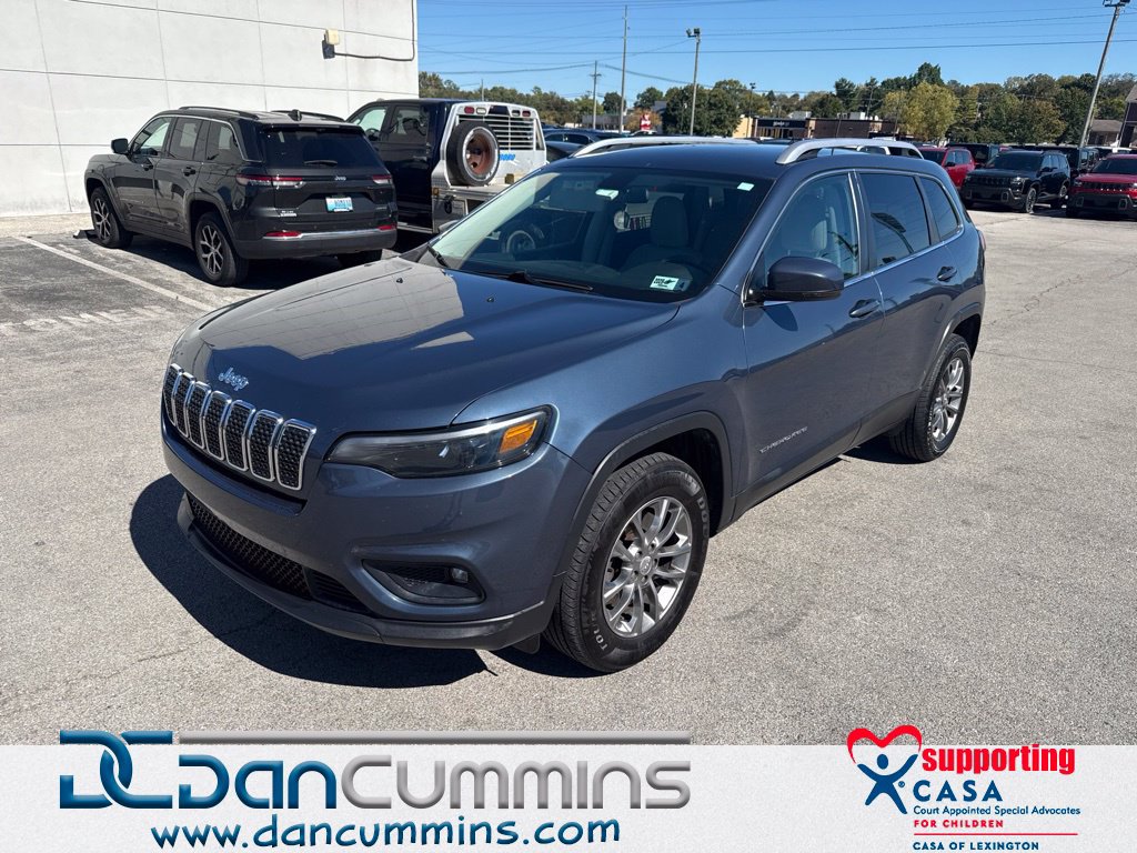 Used 2020 Jeep Cherokee Latitude Plus w/ Cold Weather Group AWD/4WD image 1