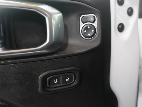 Used 2023 Jeep Wrangler Unlimited w/ Cold Weather Group image 21