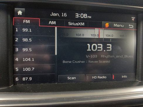 Used 2016 Kia Optima EX w/ Premium Package image 25