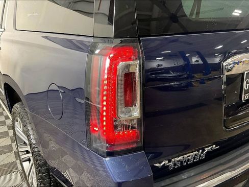Used 2019 GMC Yukon XL Denali w/ Denali Ultimate Package AWD/4WD image 43