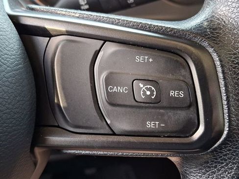 Used 2018 Jeep Wrangler Unlimited Sport AWD/4WD image 23