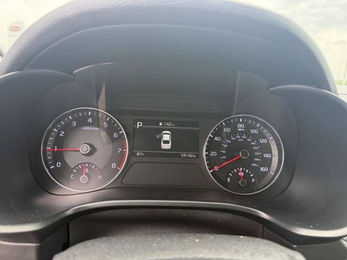 Used 2024 Kia Forte LXS FWD image 18