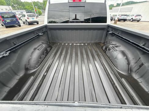 Used 2022 RAM 1500 Big Horn AWD/4WD image 29