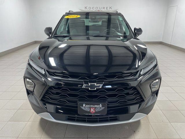 Used 2024 Chevrolet Blazer LT w/ Convenience Package AWD/4WD image 2