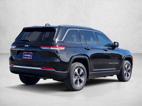 Used 2022 Jeep Grand Cherokee Limited 4xe AWD/4WD image 5