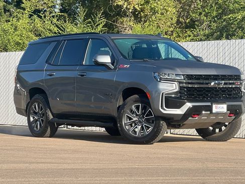 Used 2021 Chevrolet Tahoe Z71 w/ Z71 Signature Package AWD/4WD image 2