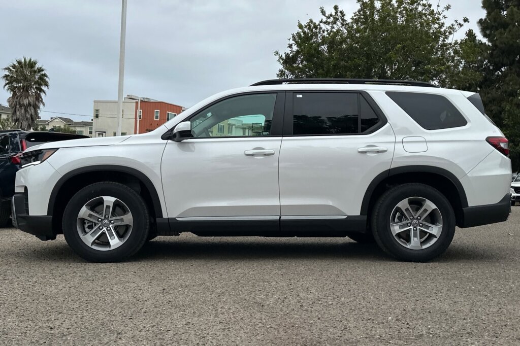 New 2026 Honda Pilot EX-L image 7