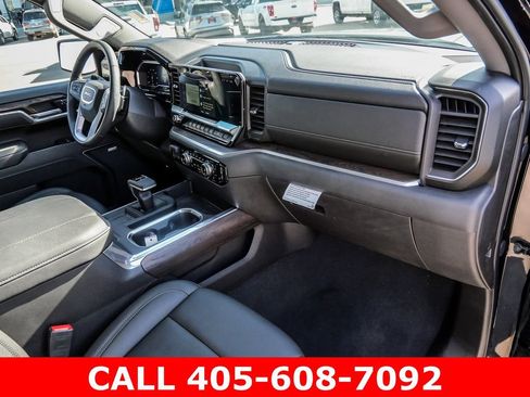 Used 2025 GMC Sierra 1500 SLT w/ SLT Premium Package AWD/4WD image 16