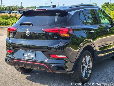 Used 2023 Buick Encore GX Select w/ Sport Touring Package FWD image 6