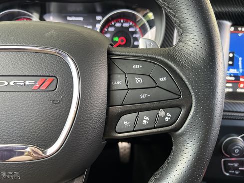 Used 2022 Dodge Charger Scat Pack w/ Dynamics Package RWD image 19