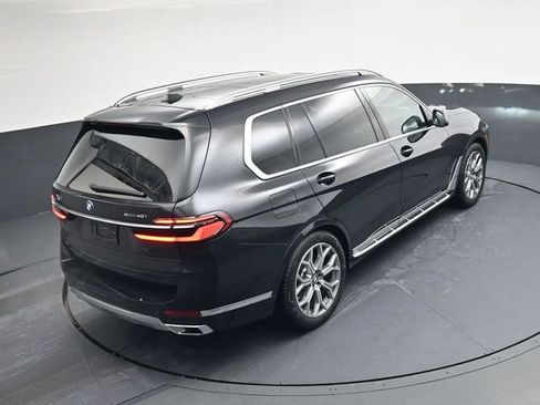Used 2021 BMW X7 xDrive40i w/ Premium Package image 29
