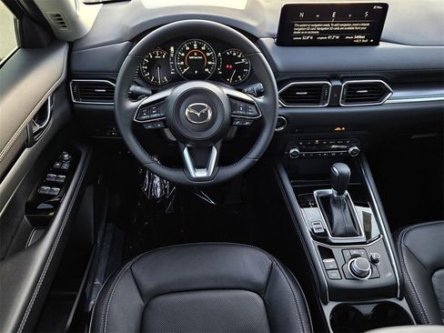 New 2025 MAZDA CX-5 AWD 2.5 S w/ Premium Plus Pkg image 15
