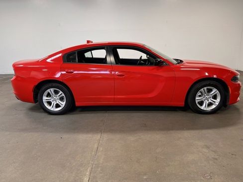Used 2023 Dodge Charger SXT image 2