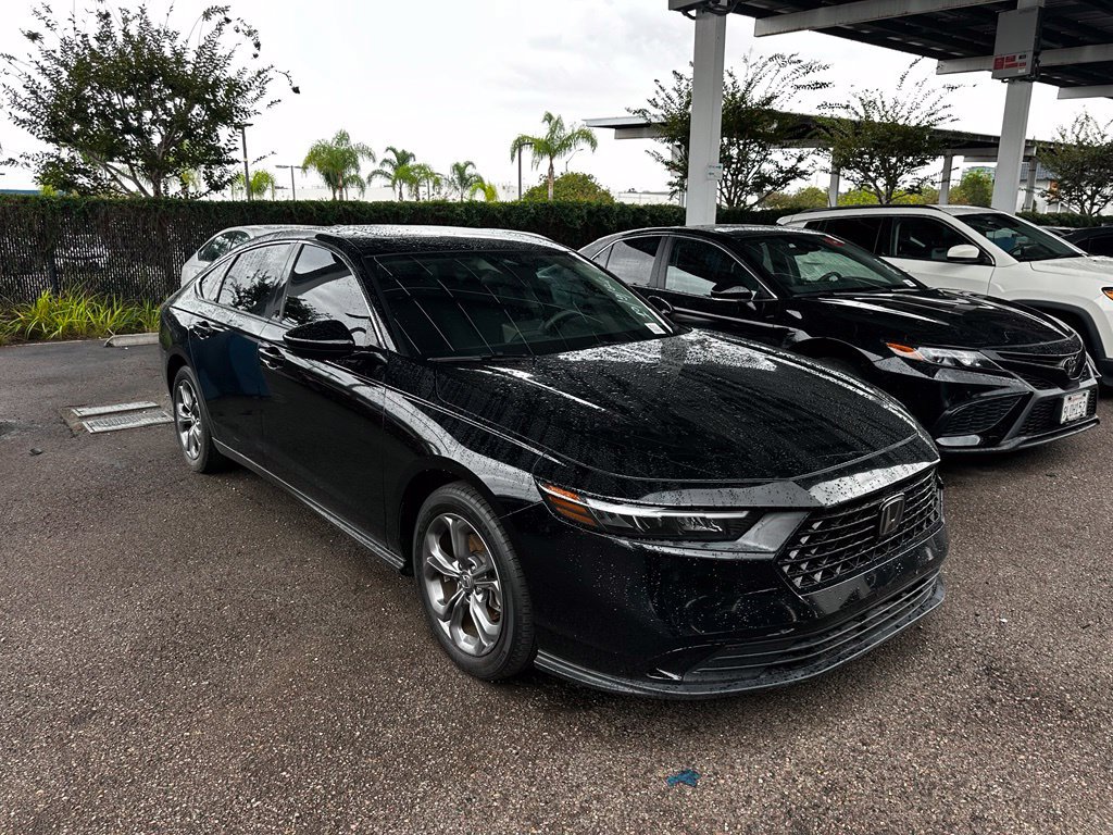 Used 2024 Honda Accord EX image 6
