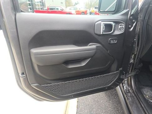 New 2026 Jeep Gladiator Willys image 10