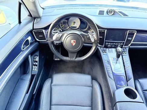 Used 2014 Porsche Panamera S RWD image 8