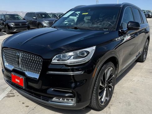 Used 2020 Lincoln Aviator Reserve w/ Equipment Group 202A AWD/4WD image 3