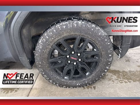 Used 2023 GMC Sierra 1500 Elevation w/ LPO, Elevation Black Package image 18