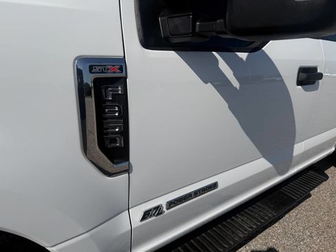 Used 2022 Ford F350 XL w/ STX Appearance Package AWD/4WD image 11