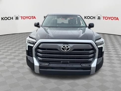 Used 2024 Toyota Tundra Limited image 2