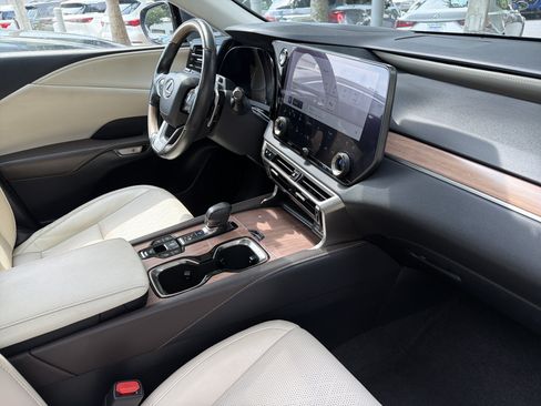 Used 2023 Lexus RX 350 Premium Plus w/ Accessory Package AWD/4WD image 40