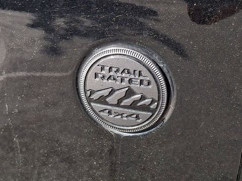 Used 2021 Jeep Gladiator Overland AWD/4WD image 27