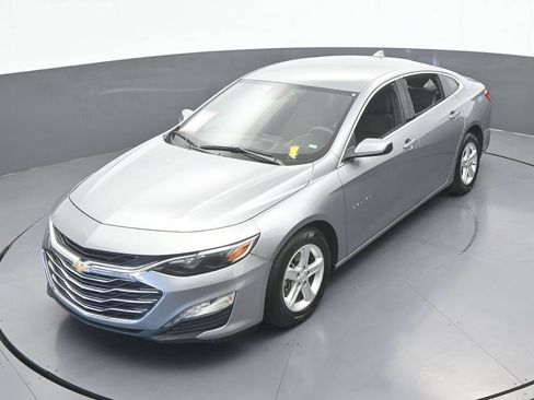 Used 2024 Chevrolet Malibu LT FWD image 42