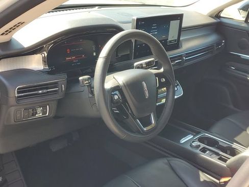 Used 2023 Lincoln Corsair FWD w/ Equipment Group 101A image 11