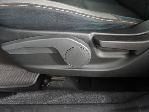 Used 2016 Subaru Crosstrek 2.0i Premium image 21