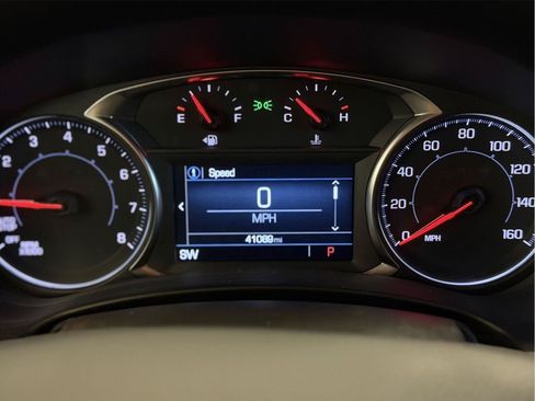 Used 2023 GMC Terrain SLE w/ Driver Convenience Package FWD image 78