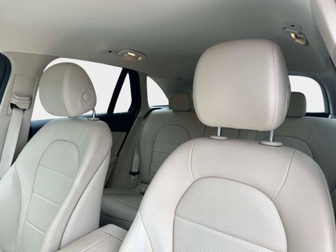 Used 2022 Mercedes-Benz GLC 300 GLC 300 image 20