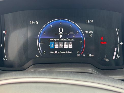 Used 2026 Toyota Corolla Cross LE w/ Moonroof Package image 22