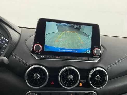 Used 2024 Nissan Sentra SV image 24