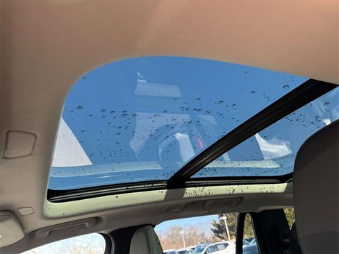 Used 2026 Volvo XC90 T8 Plus w/ Protection Package Premier image 18