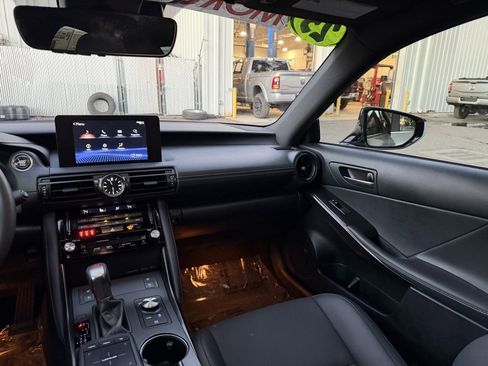 Used 2025 Lexus IS 300 w/ Premium Package image 34