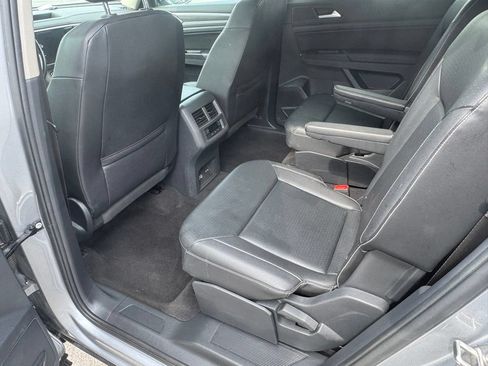 Used 2021 Volkswagen Atlas SEL AWD/4WD image 18