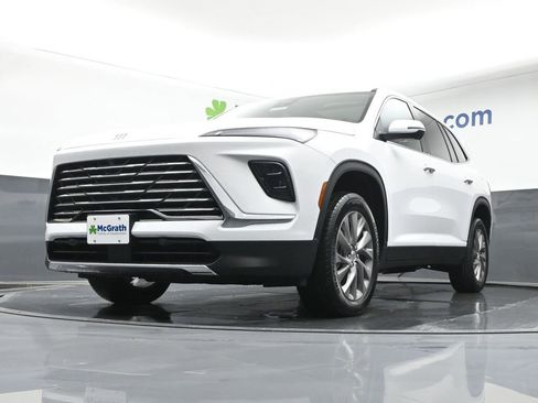 New 2026 Buick Enclave Preferred w/ Power Package image 6