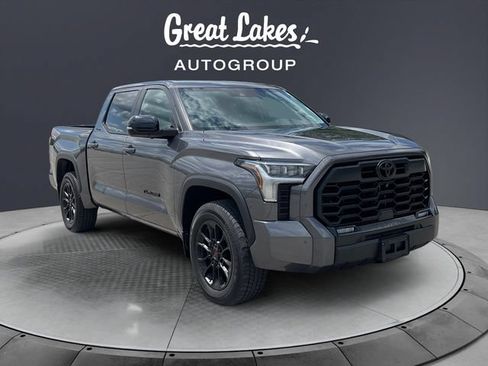 Used 2024 Toyota Tundra Limited w/ TRD Off-Road Package AWD/4WD image 7