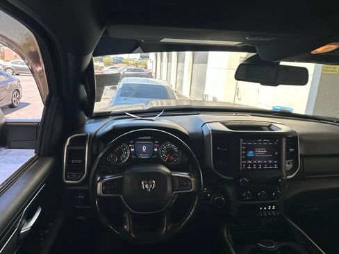 Used 2019 RAM 1500 Big Horn AWD/4WD image 12