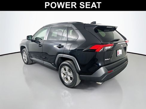 Certified 2025 Toyota RAV4 XLE image 5