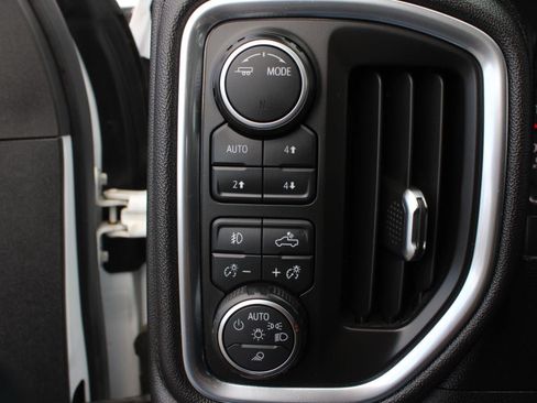 Used 2020 Chevrolet Silverado 2500 LTZ w/ LTZ Plus Package AWD/4WD image 10