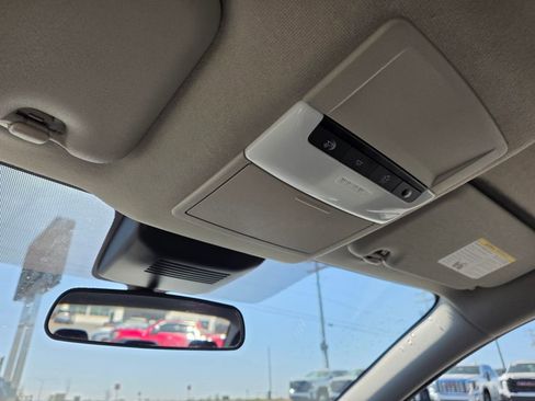 Used 2025 Nissan Sentra SV image 20