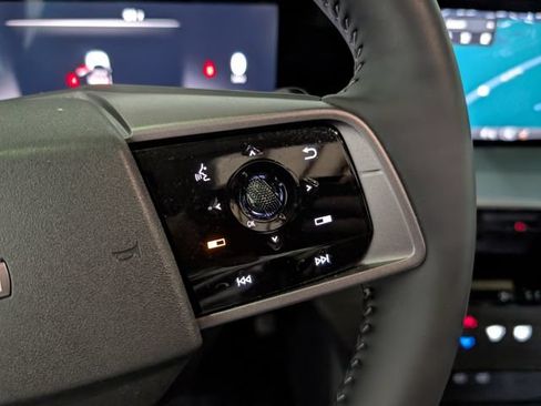 Used 2025 Nissan Murano SL AWD/4WD image 18