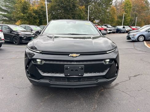 New 2026 Chevrolet Equinox EV LT w/ Comfort Package image 2