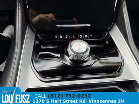 Used 2023 Jeep Wagoneer Series II image 27