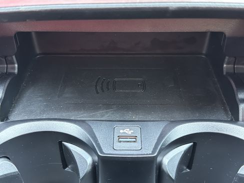 Used 2023 BMW 330i Sedan w/ Convenience Package RWD image 7